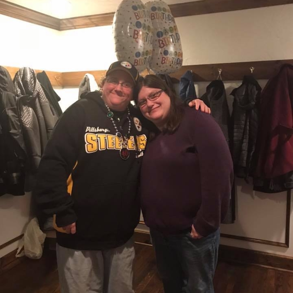 Meet your Posher, Laura